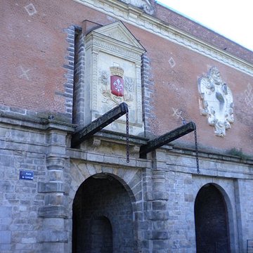 Porte de Gand et ensemble des fortifications