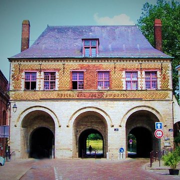 Porte de Gand et ensemble des fortifications