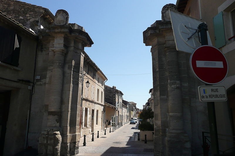 Photo de Porte de la Rue principale de Villeneuve-lès-Avignon