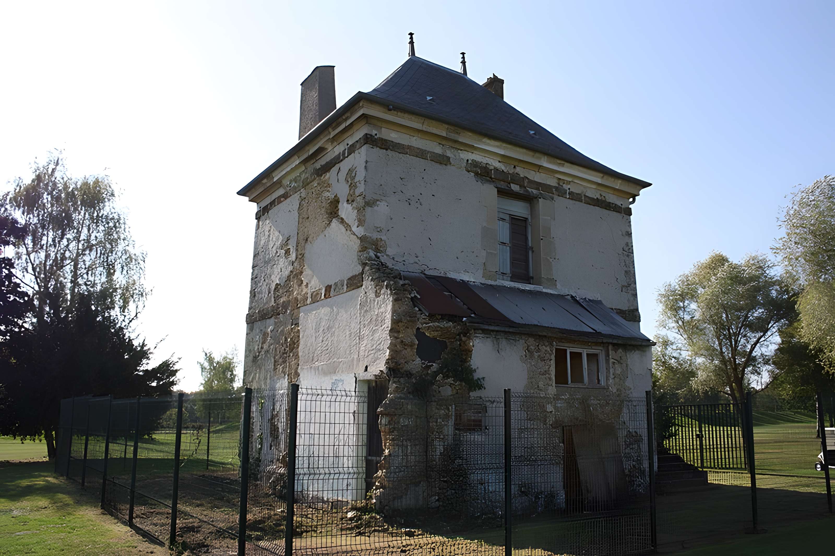 Porte de Mérantais à Magny-les-Hameaux
