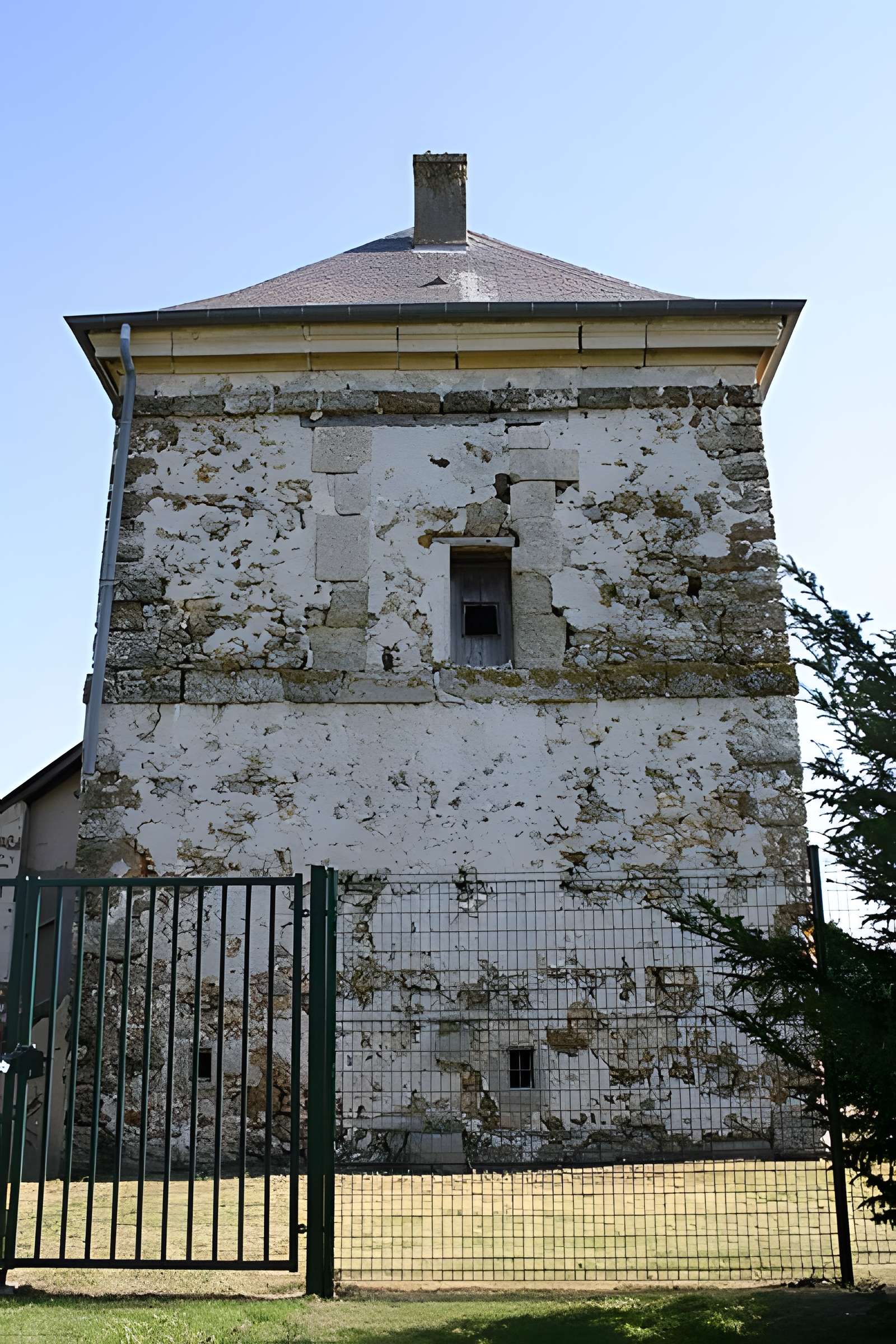 Porte de Mérantais à Magny-les-Hameaux