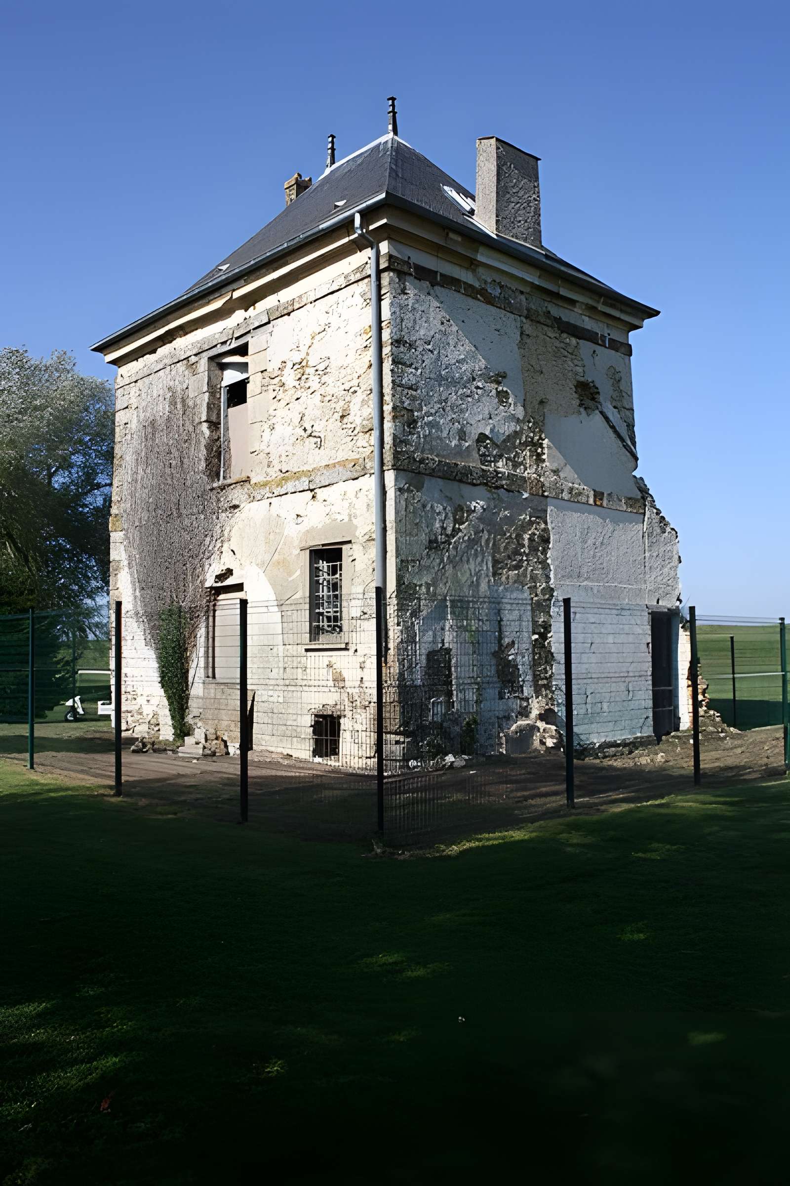 Porte de Mérantais à Magny-les-Hameaux