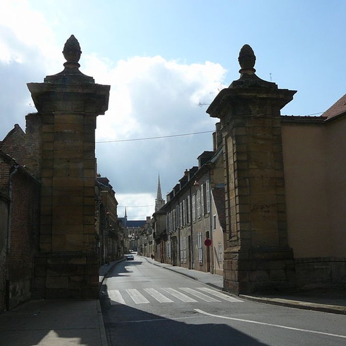 Photo de Porte de Paris à Moulins