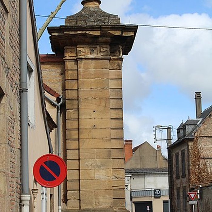 Photo de Porte de Paris à Moulins