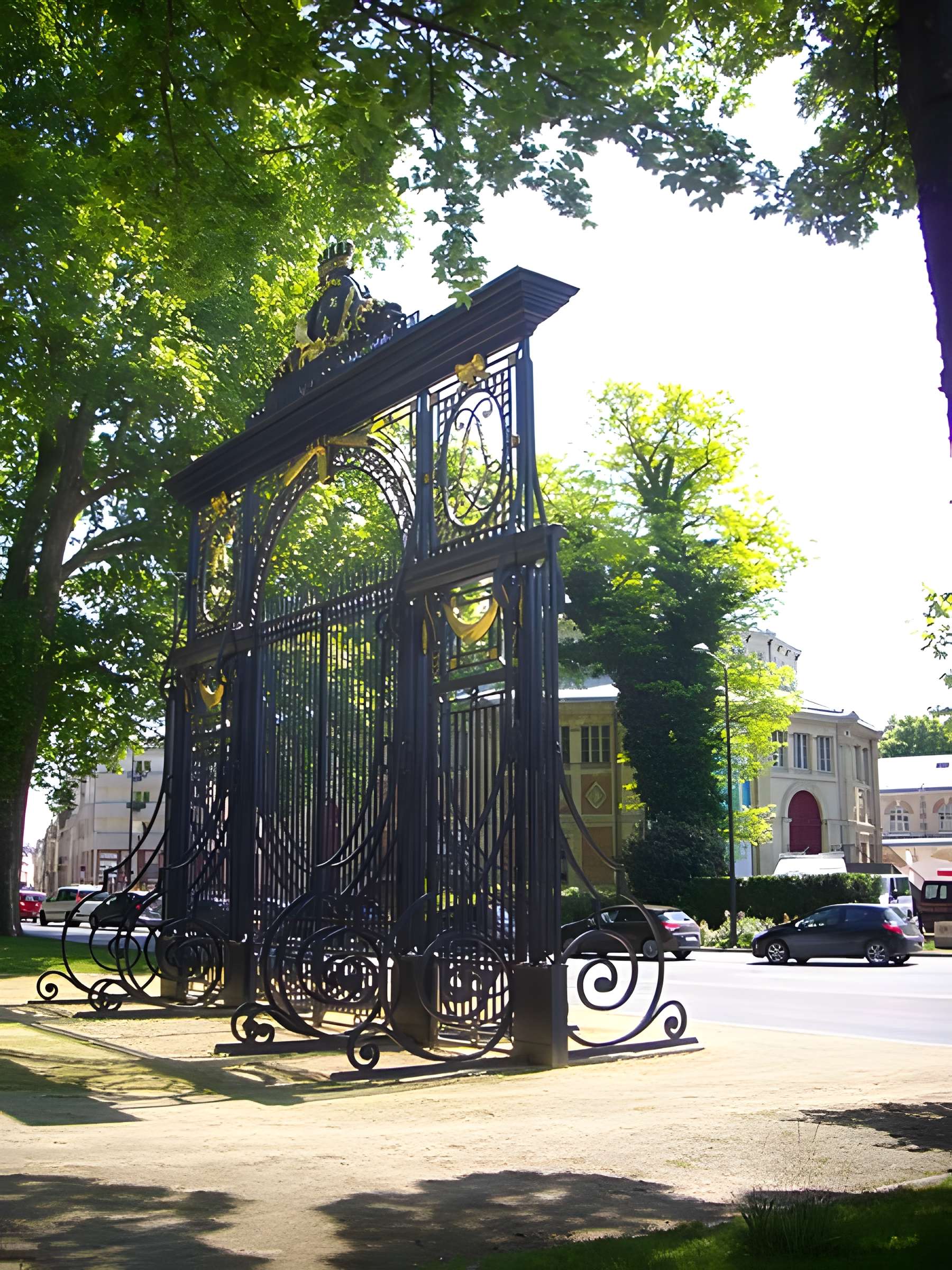 Porte de Paris à Reims