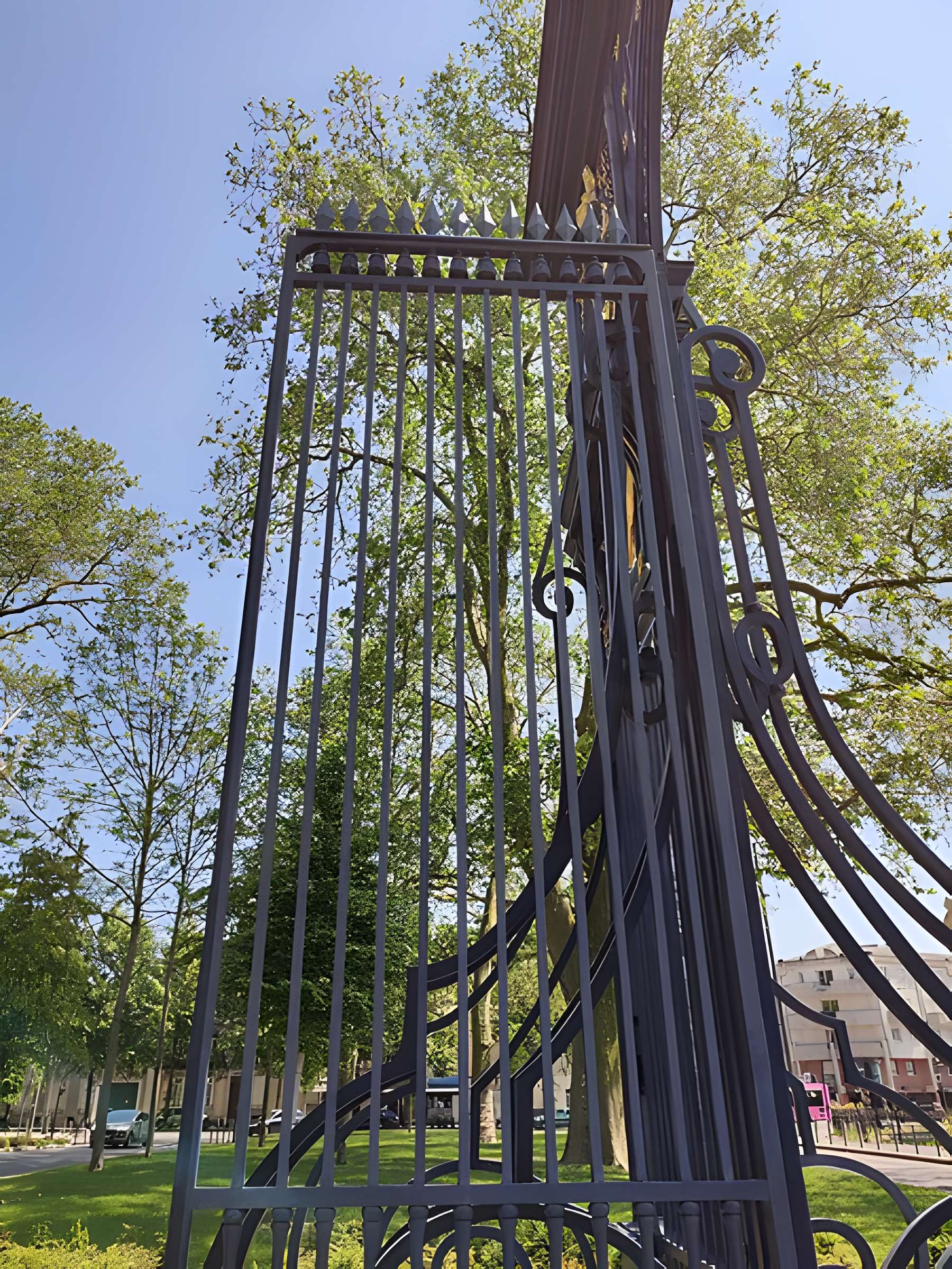 Porte de Paris à Reims