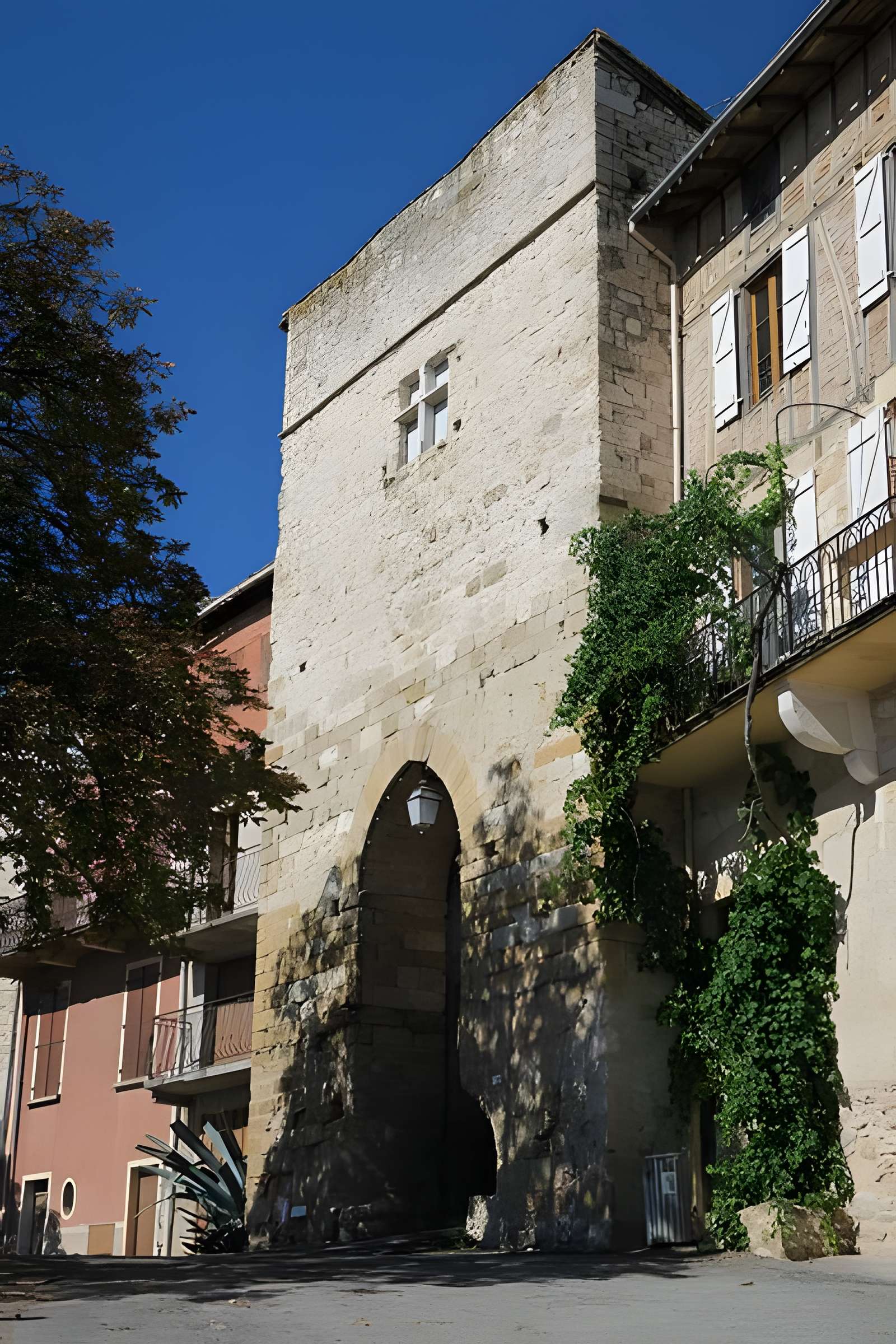 Porte de ville de Castelnau-de-Montmiral