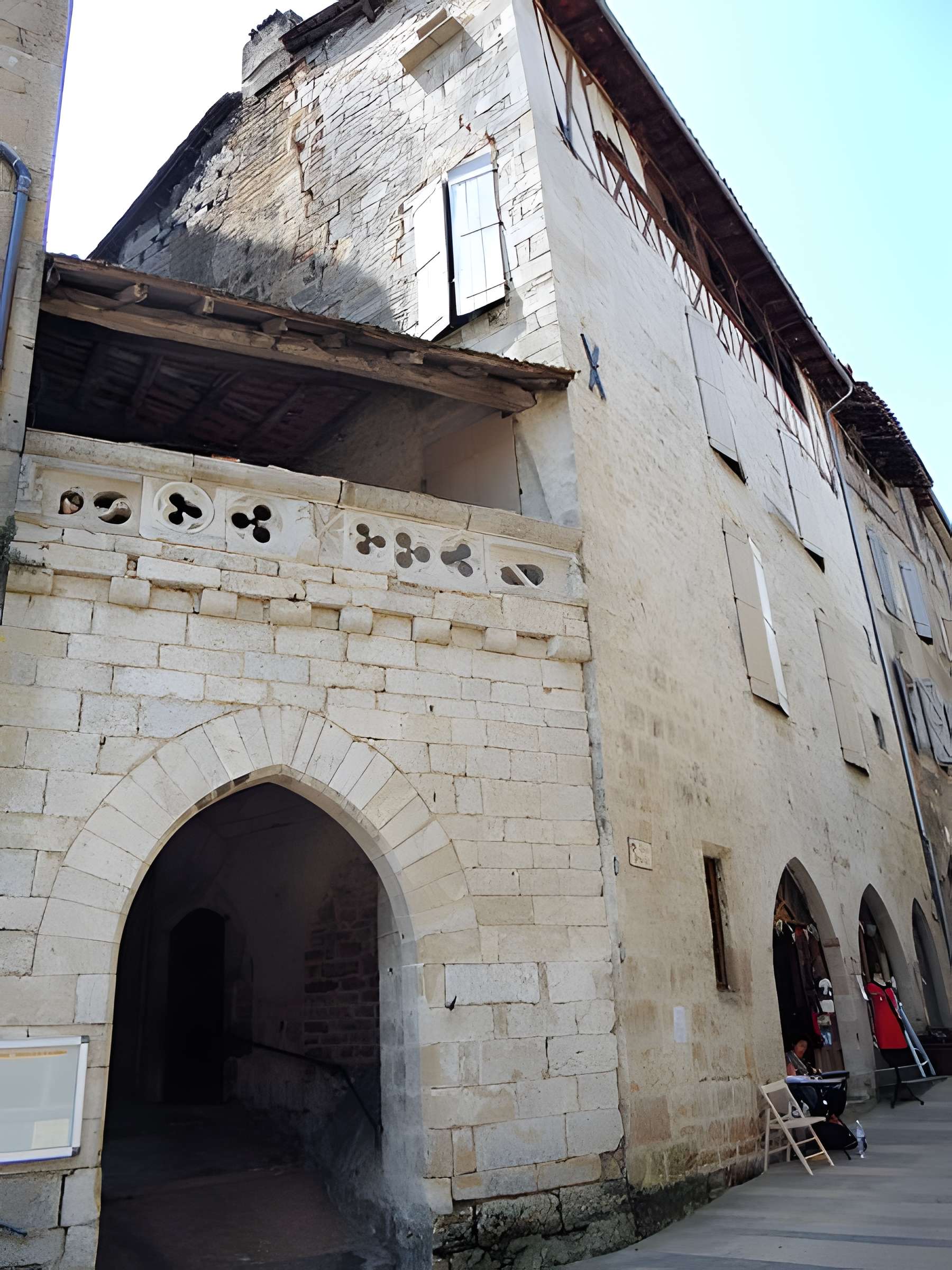 Porte de ville de Caylus 