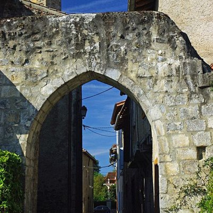 Photo de Porte de ville de Montjoie-en-Couserans