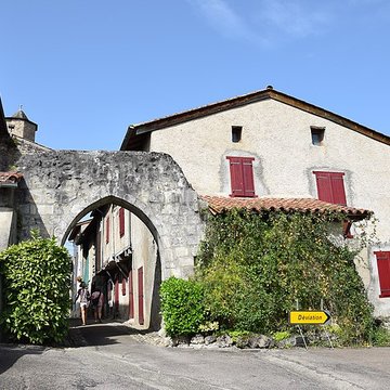 Porte de ville de Montjoie-en-Couserans