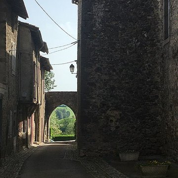 Porte de ville de Montjoie-en-Couserans