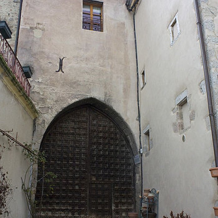 Photo de Porte de ville de Saint-Haon-le-Châtel