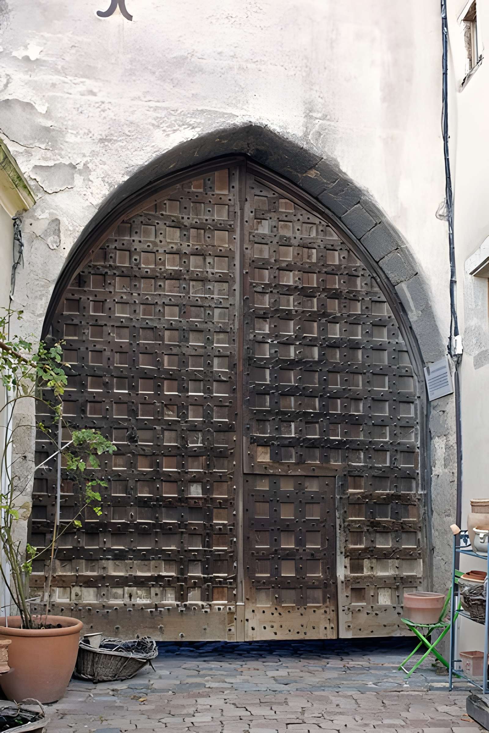 Porte de ville de Saint-Haon-le-Châtel 