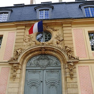Porte des Gendarmes à Versailles