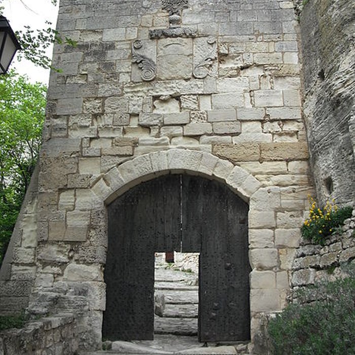 Photo de Porte dEyguières des Baux-de-Provence