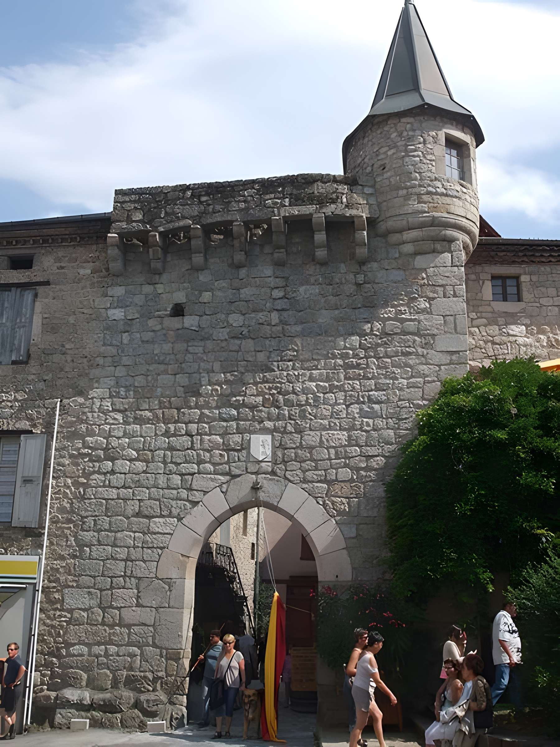 Porte du Bourg de l'homme de Désaignes 