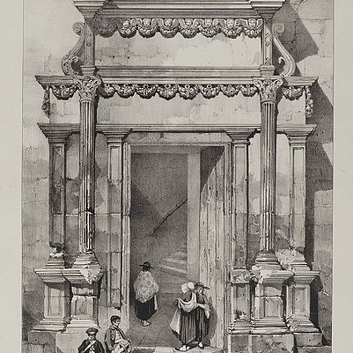 Photo de Ancienne porte du Capitole réédifiée dans le jardin des Plantes de Toulouse