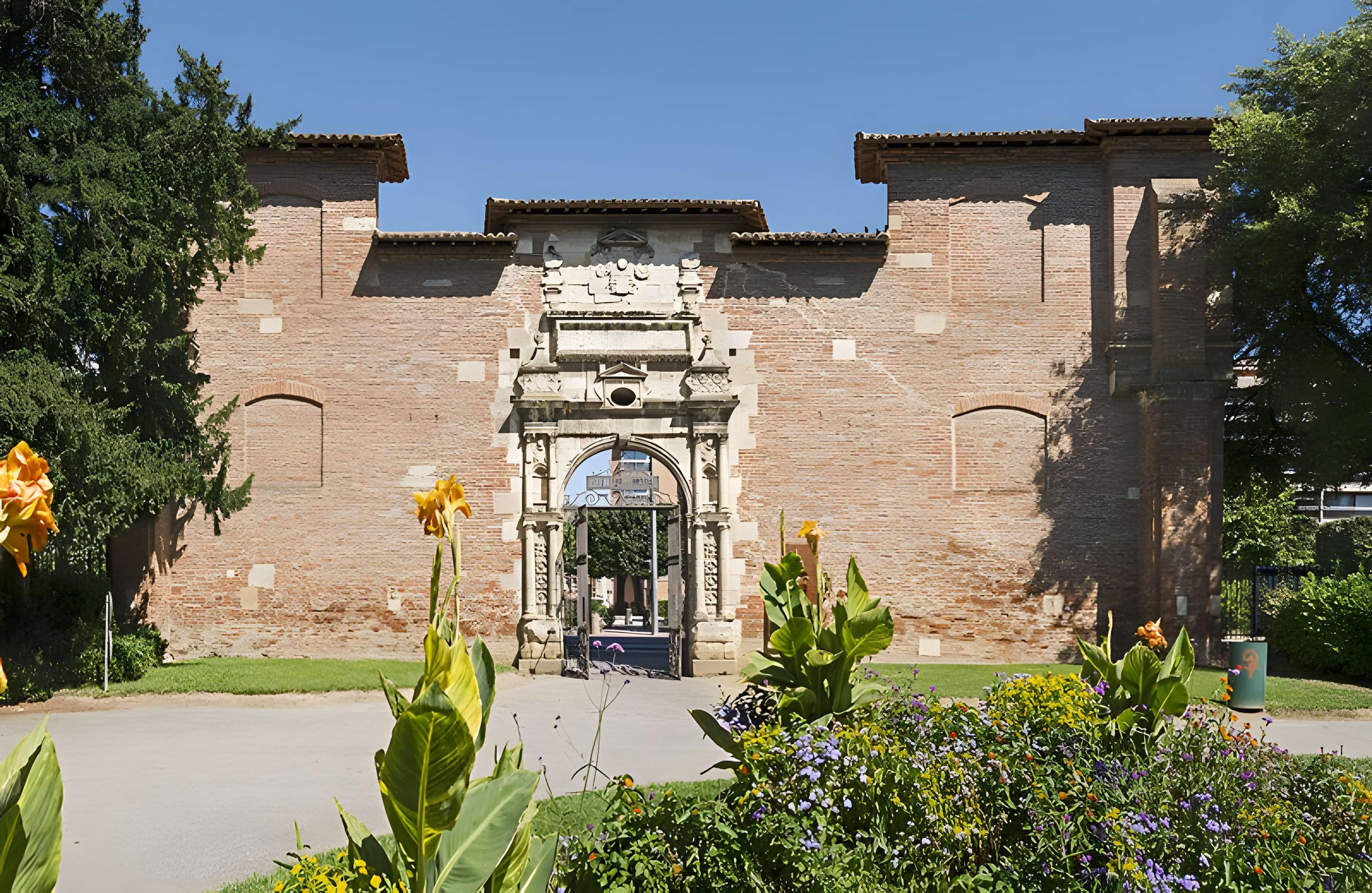Porte du Capitole de Toulouse 