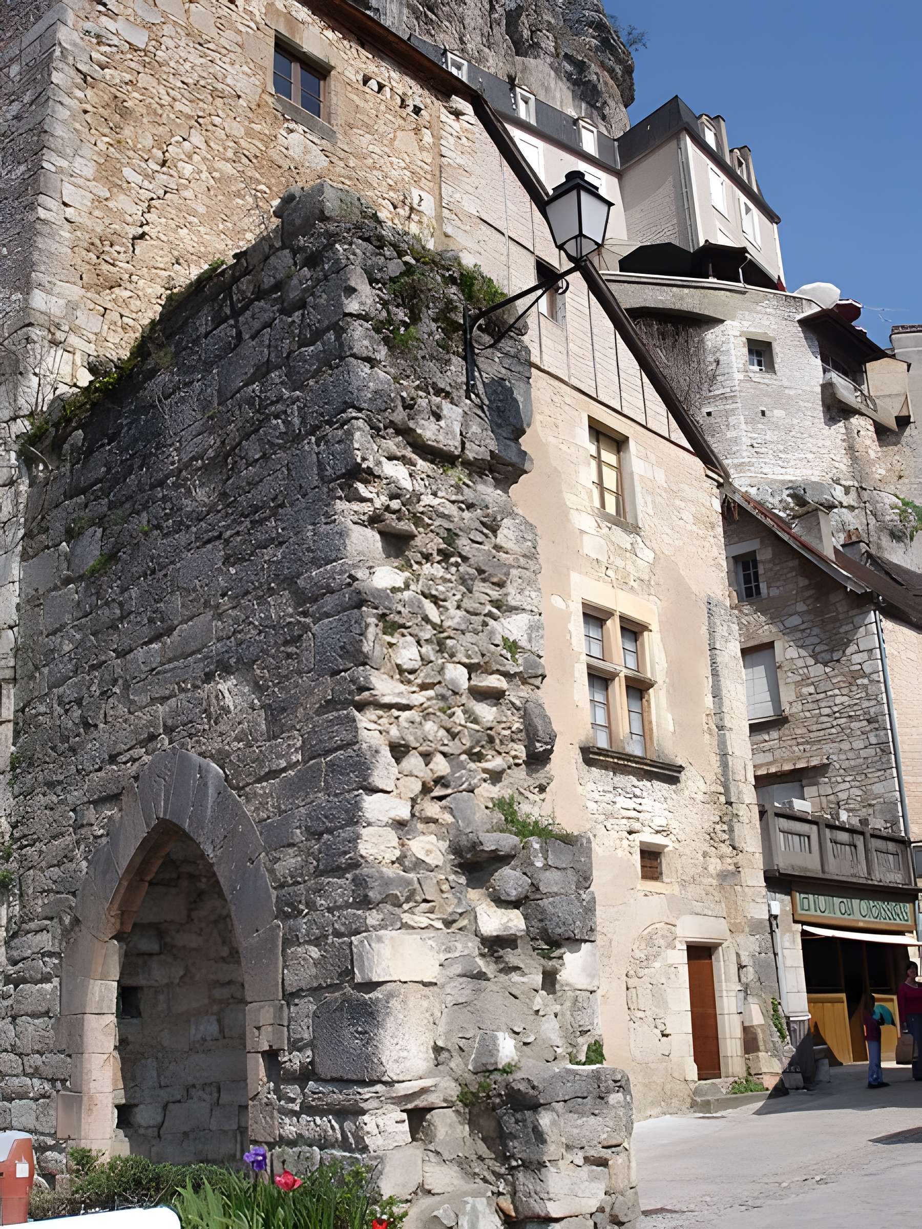 Porte du Haut de Coustalou de Rocamadour 