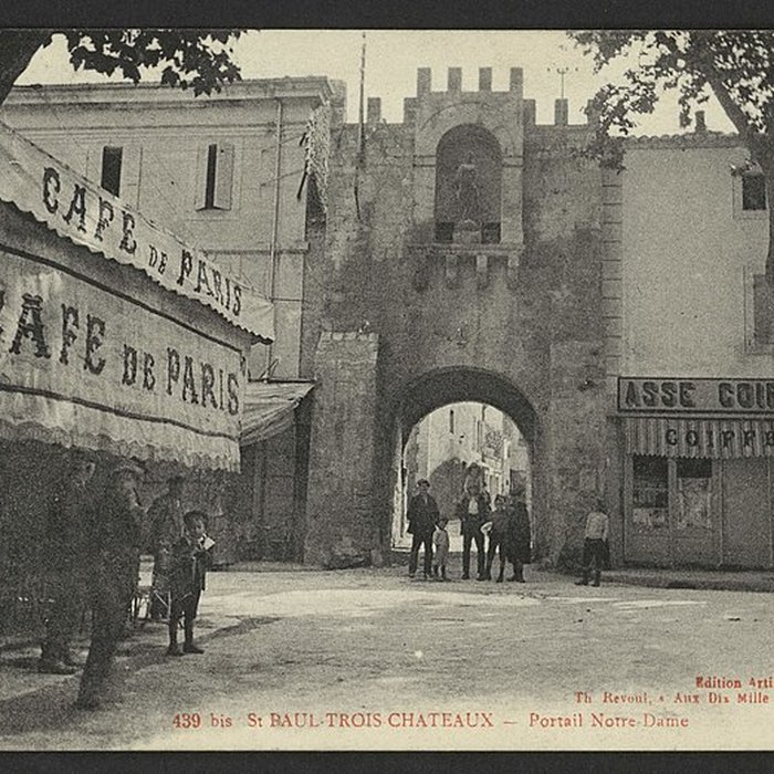Photo de Porte Notre-Dame de Saint-Paul-Trois-Châteaux