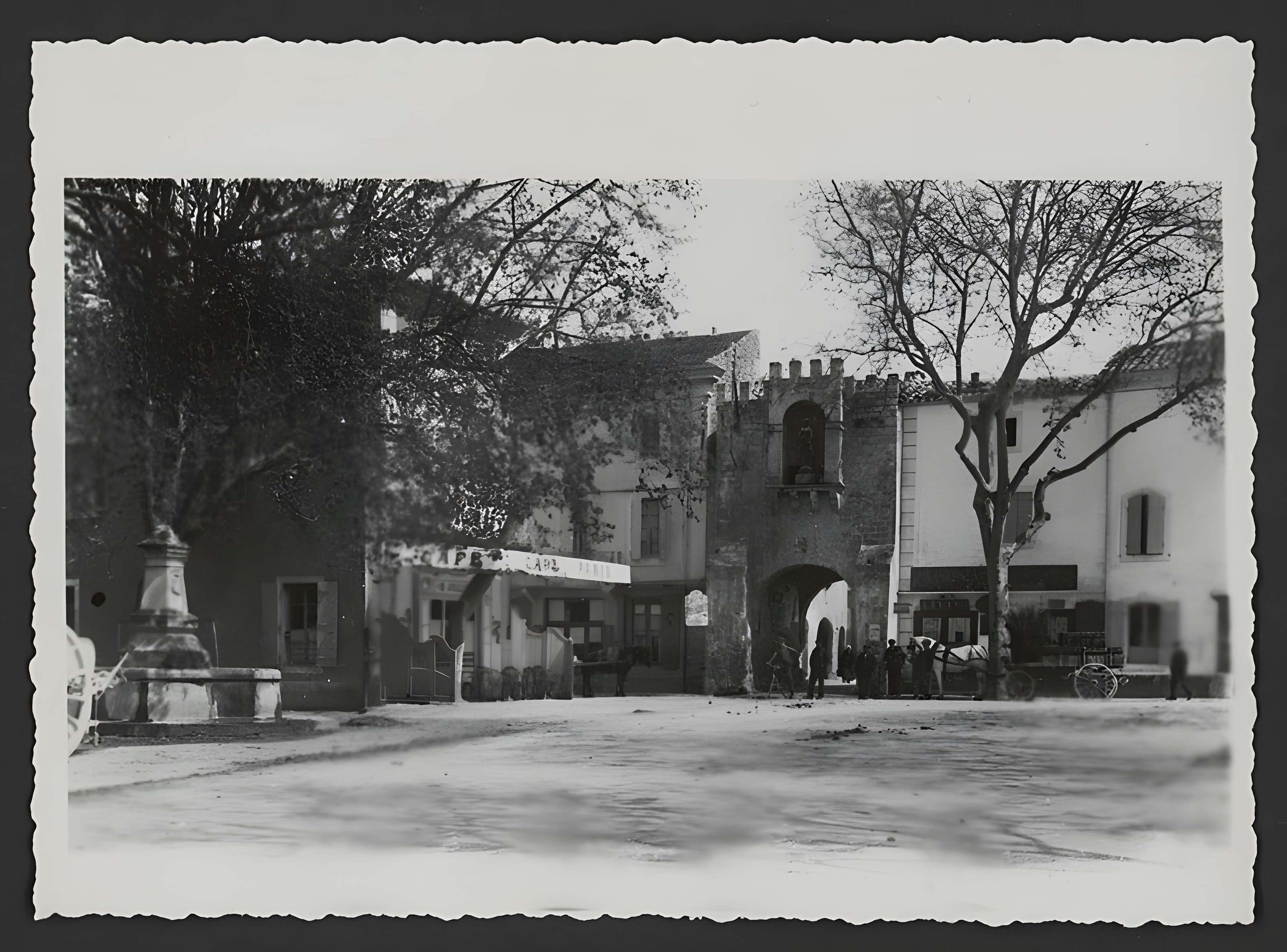 Porte Notre-Dame de Saint-Paul-Trois-Châteaux