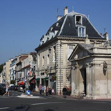 Porte, 2 Rue de la Muette à Maisons-Laffitte