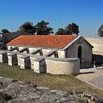 Poudrières et casernes de Brouage