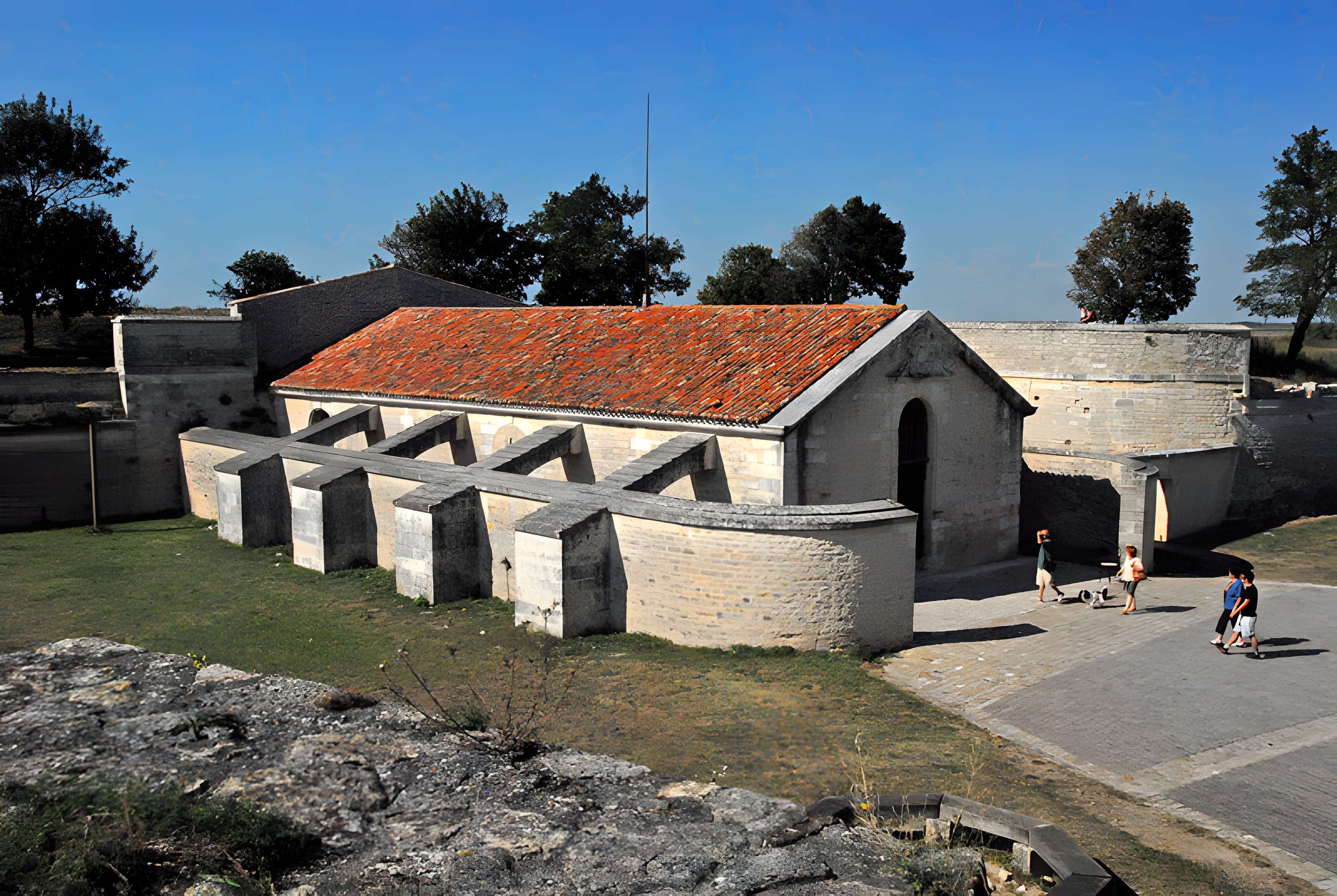 Poudrières et casernes de Brouage