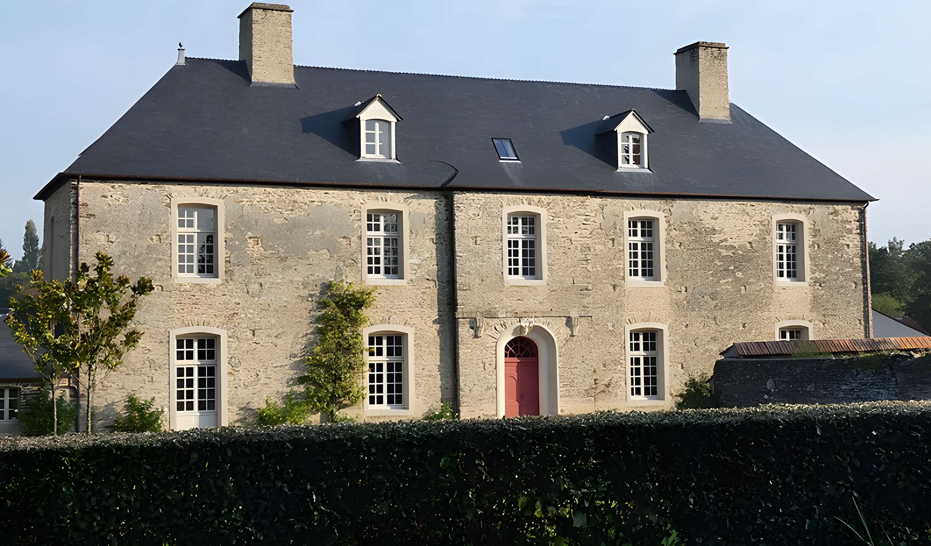 Presbytère de Carantilly