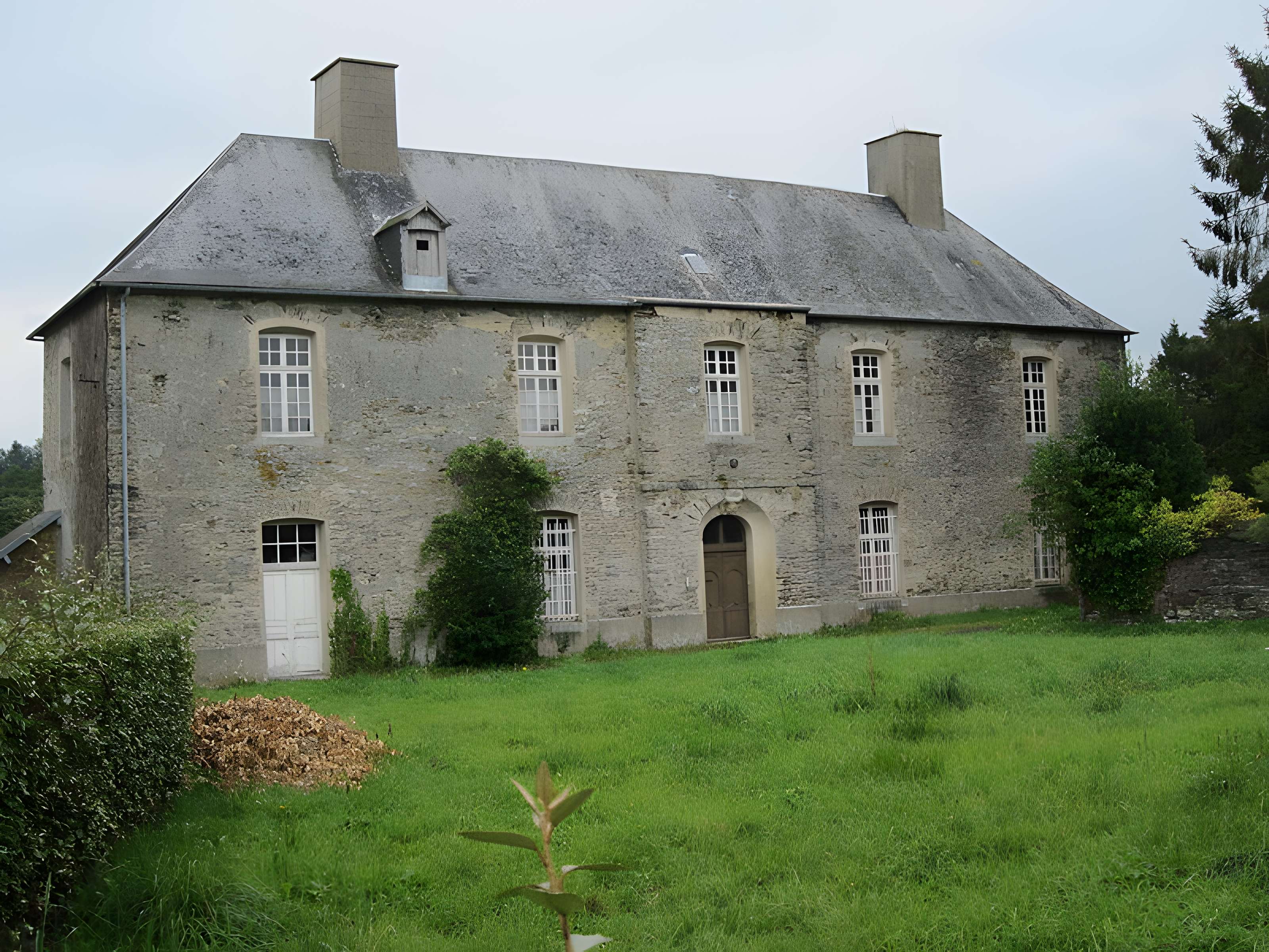 Presbytère de Carantilly