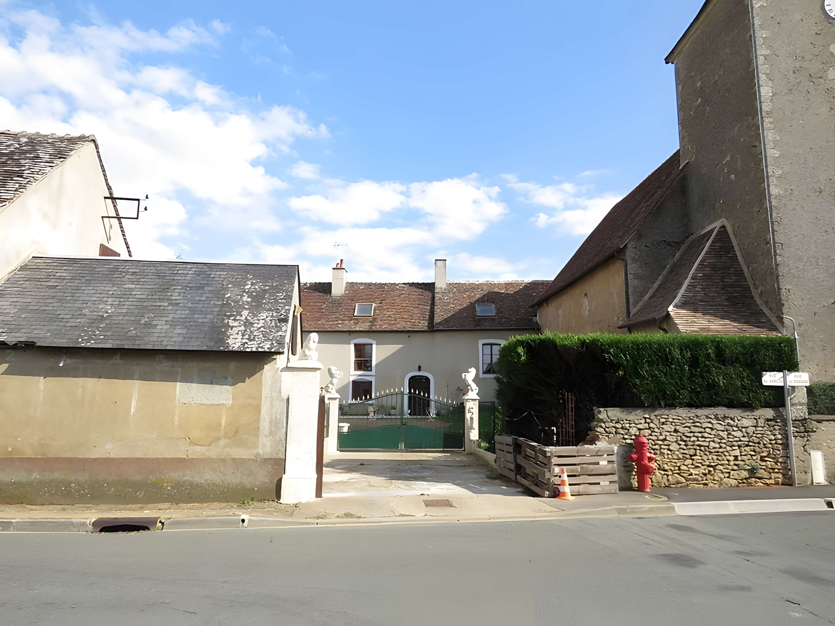 Presbytère de Nuillé-le-Jalais 