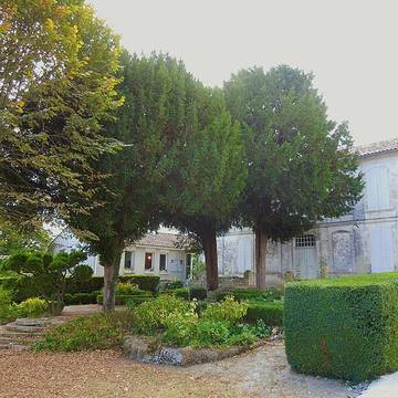 Presbytère de Salles-dAngles