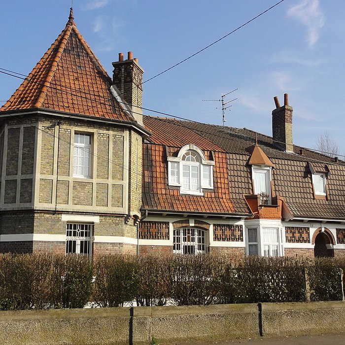 Photo de Presbytères français et polonais de léglise Notre-Dame-des-Mineurs de Waziers