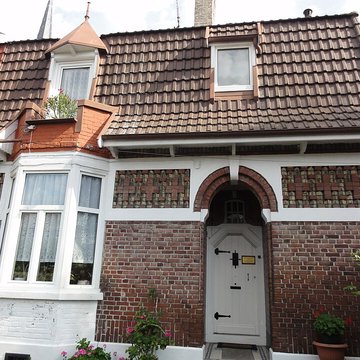 Presbytères français et polonais de léglise Notre-Dame-des-Mineurs de Waziers