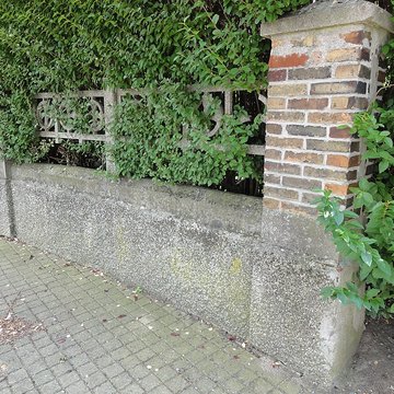 Presbytères français et polonais de léglise Notre-Dame-des-Mineurs de Waziers