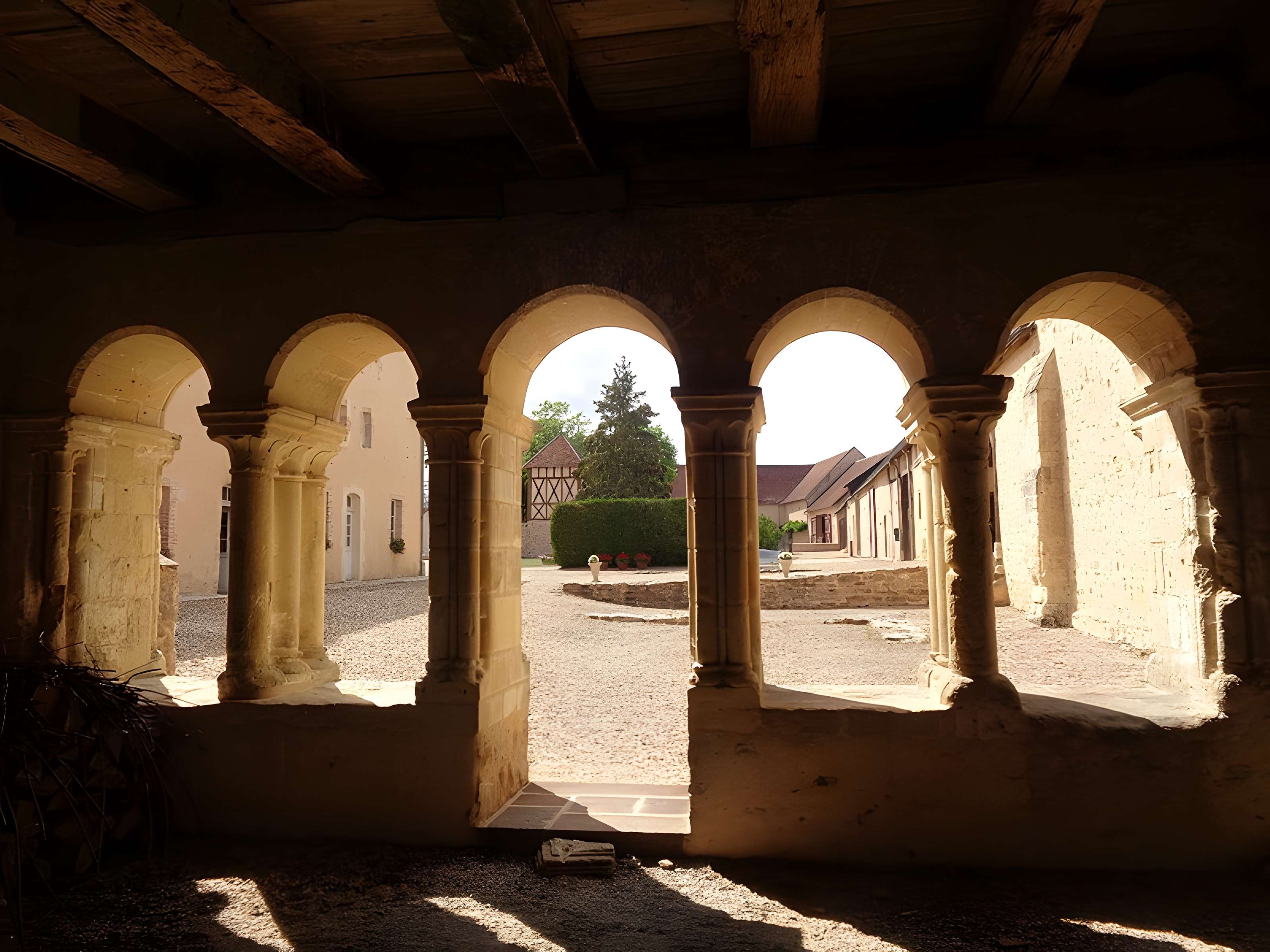 Prieuré de Fontblanche