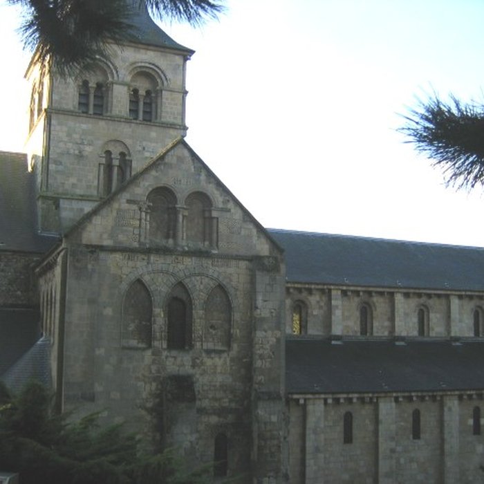 Photo de Ancien château deau, dit aussi Rotonde de Graville