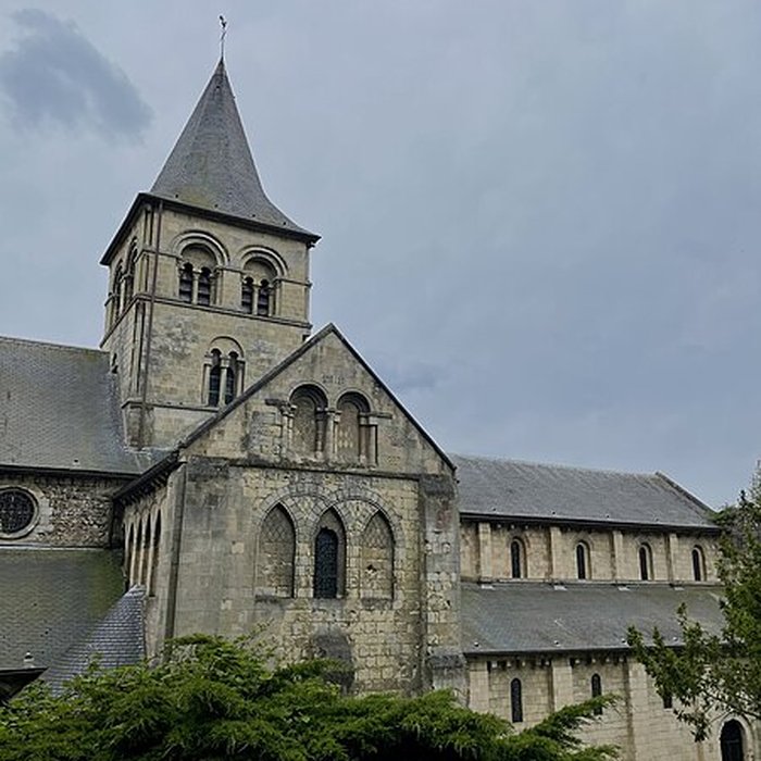 Photo de Ancien château deau, dit aussi Rotonde de Graville