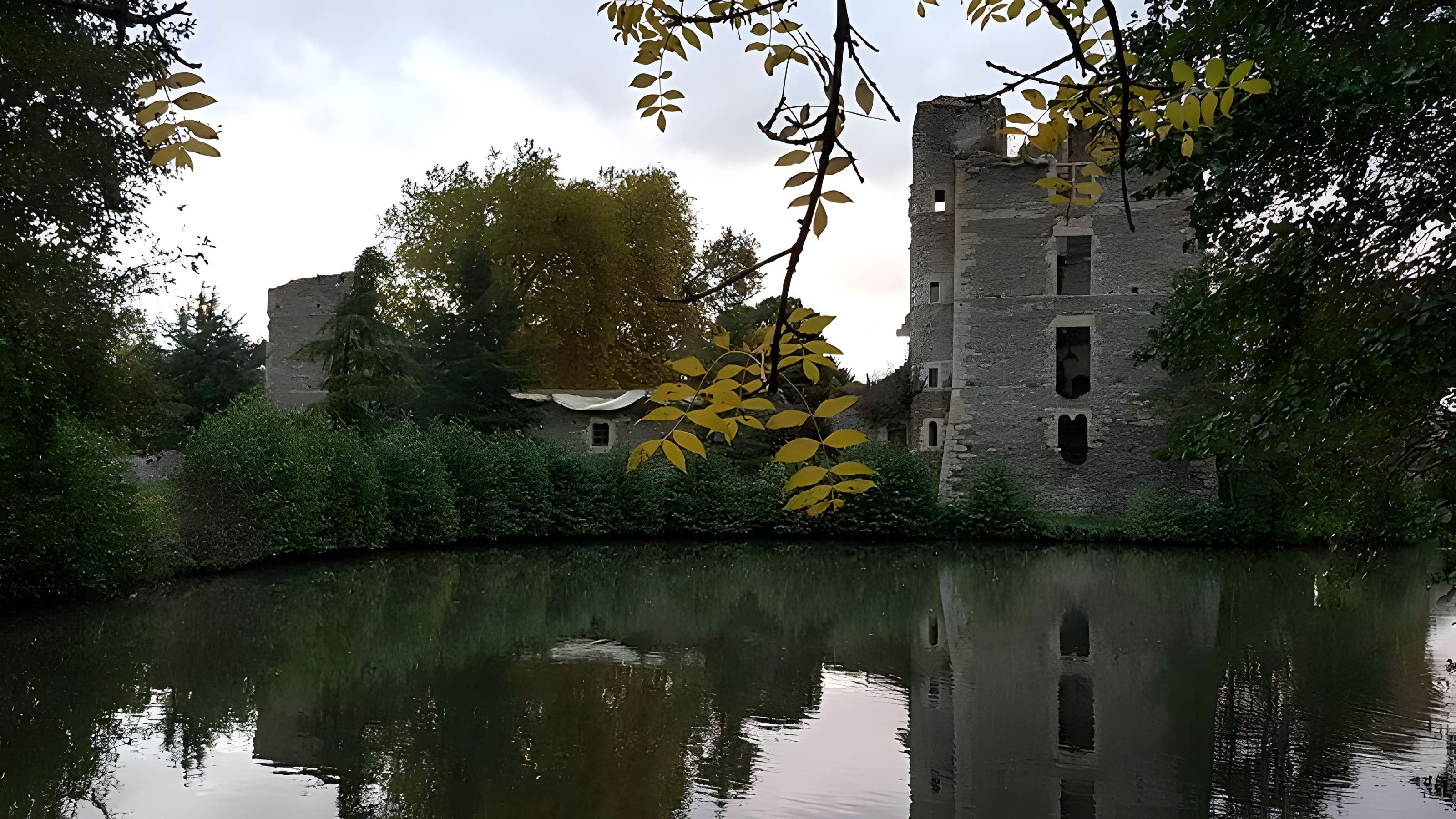 Château de Gonnord (restes)