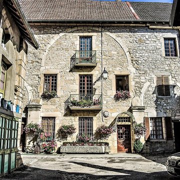 Prieuré de Mouthier-Haute-Pierre