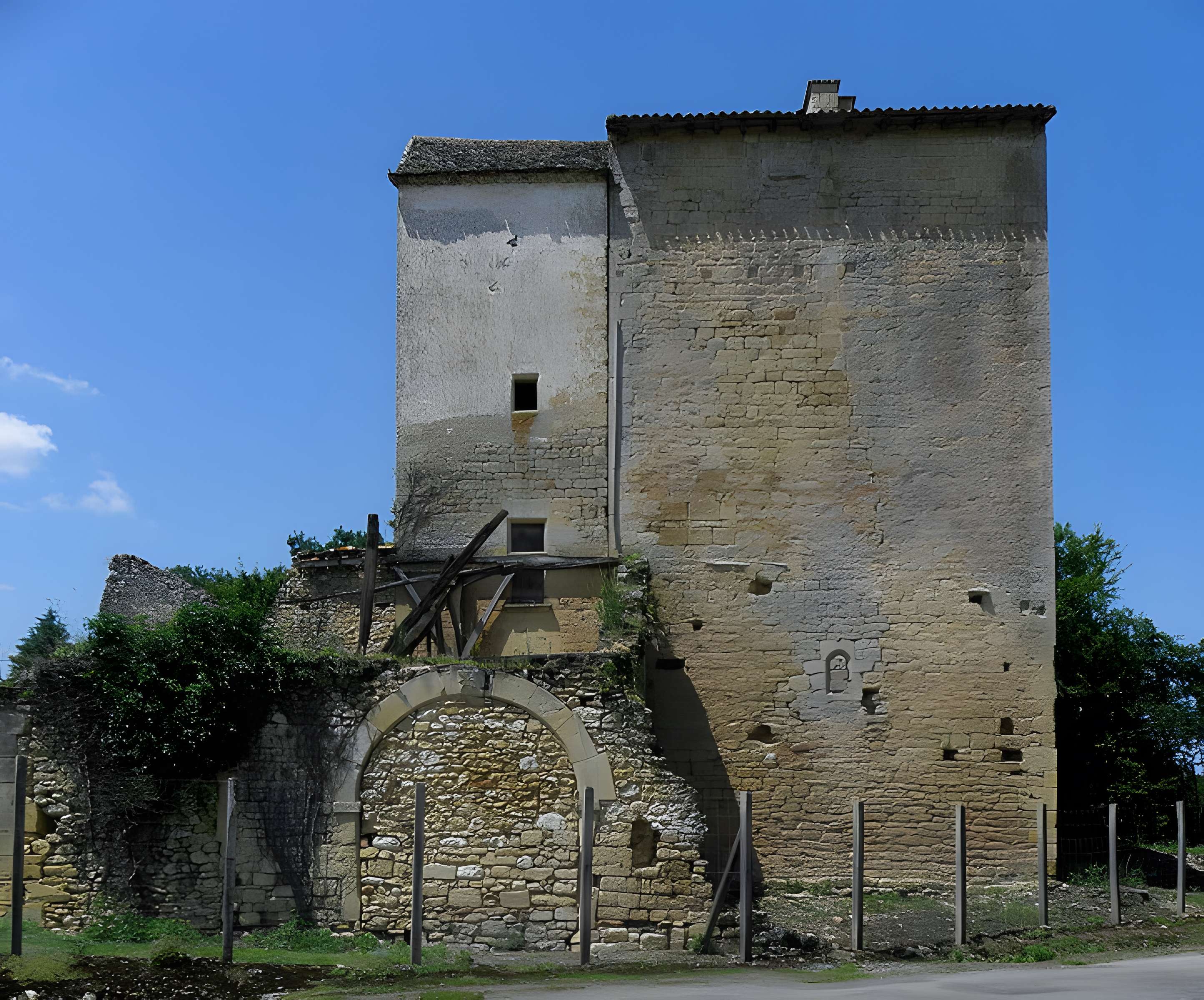 Prieuré de Sainte-Croix-de-Beaumont