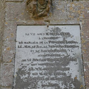 Ruines du prieuré de Saint-Pierre-en-Chastres dans la forêt de Compiègne