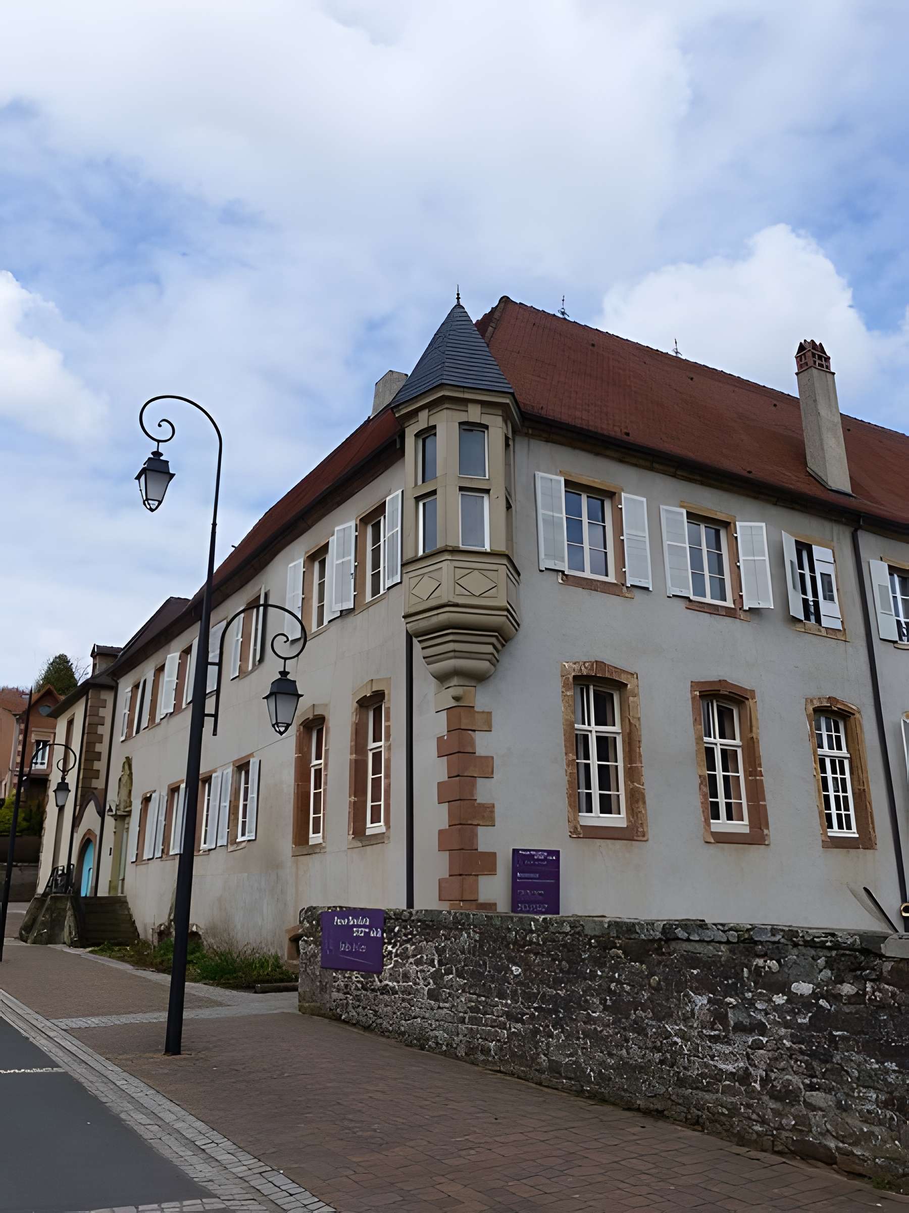 Prieuré de Saint-Quirin