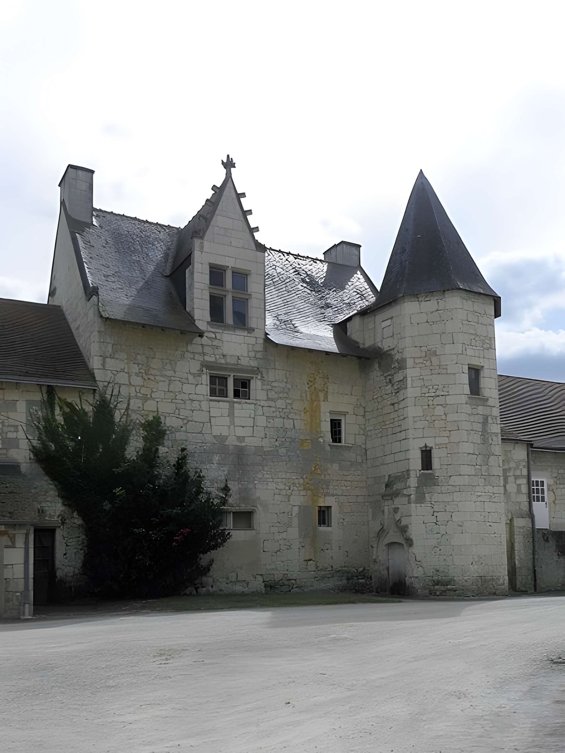 Prieuré de Vernoil-le-Fourrier 