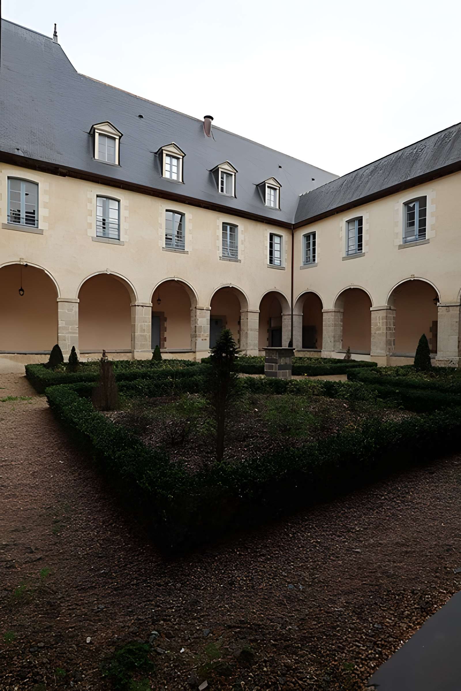 Prieuré Notre-Dame de Vitré