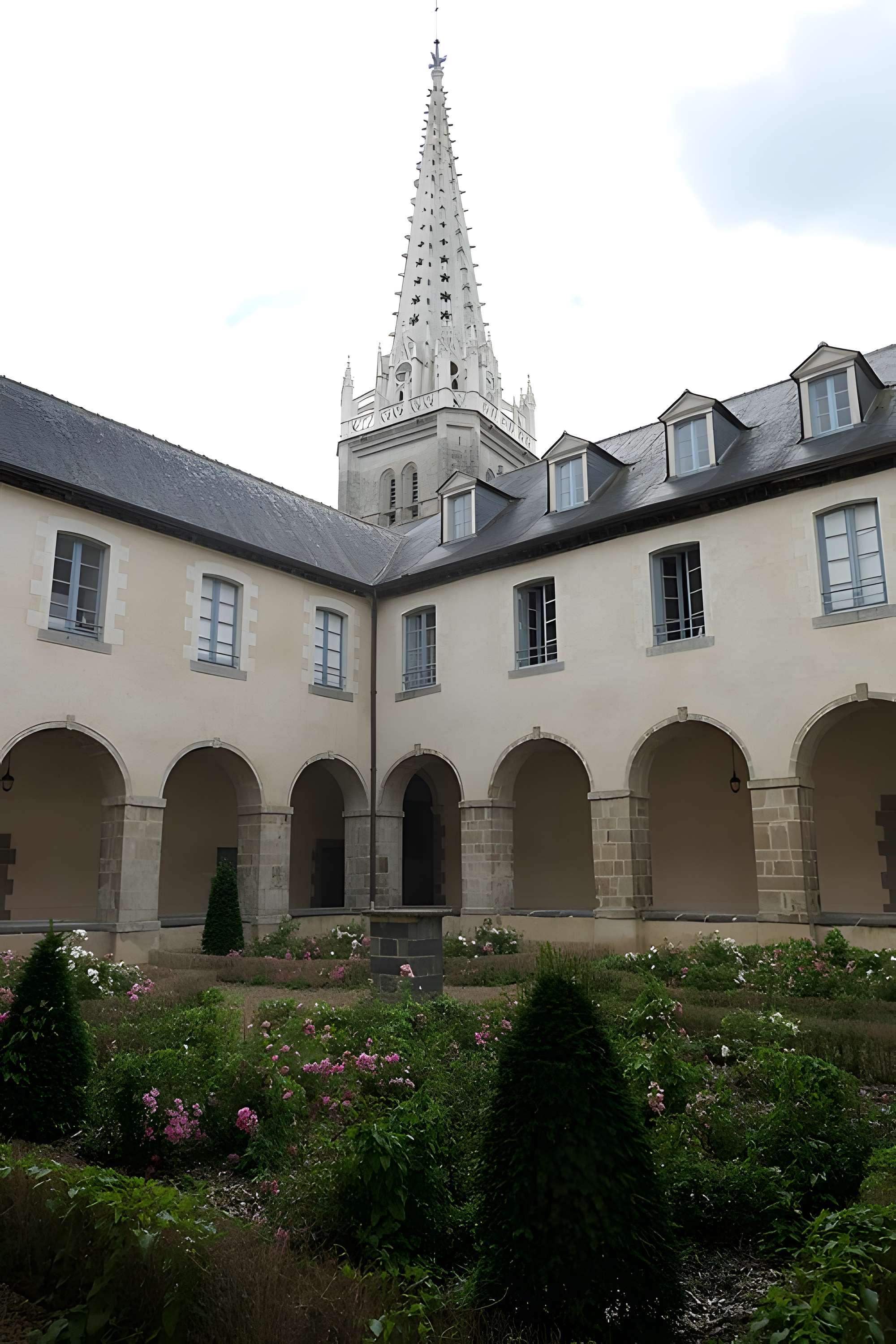 Prieuré Notre-Dame de Vitré