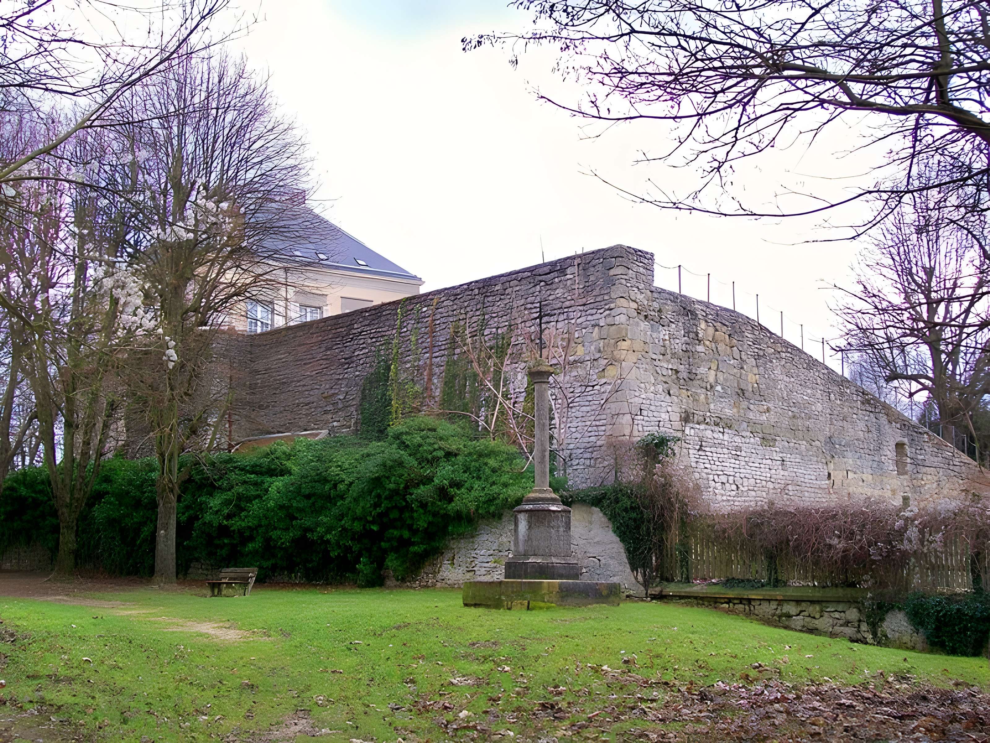 Prieuré Saint-Côme de Luzarches 