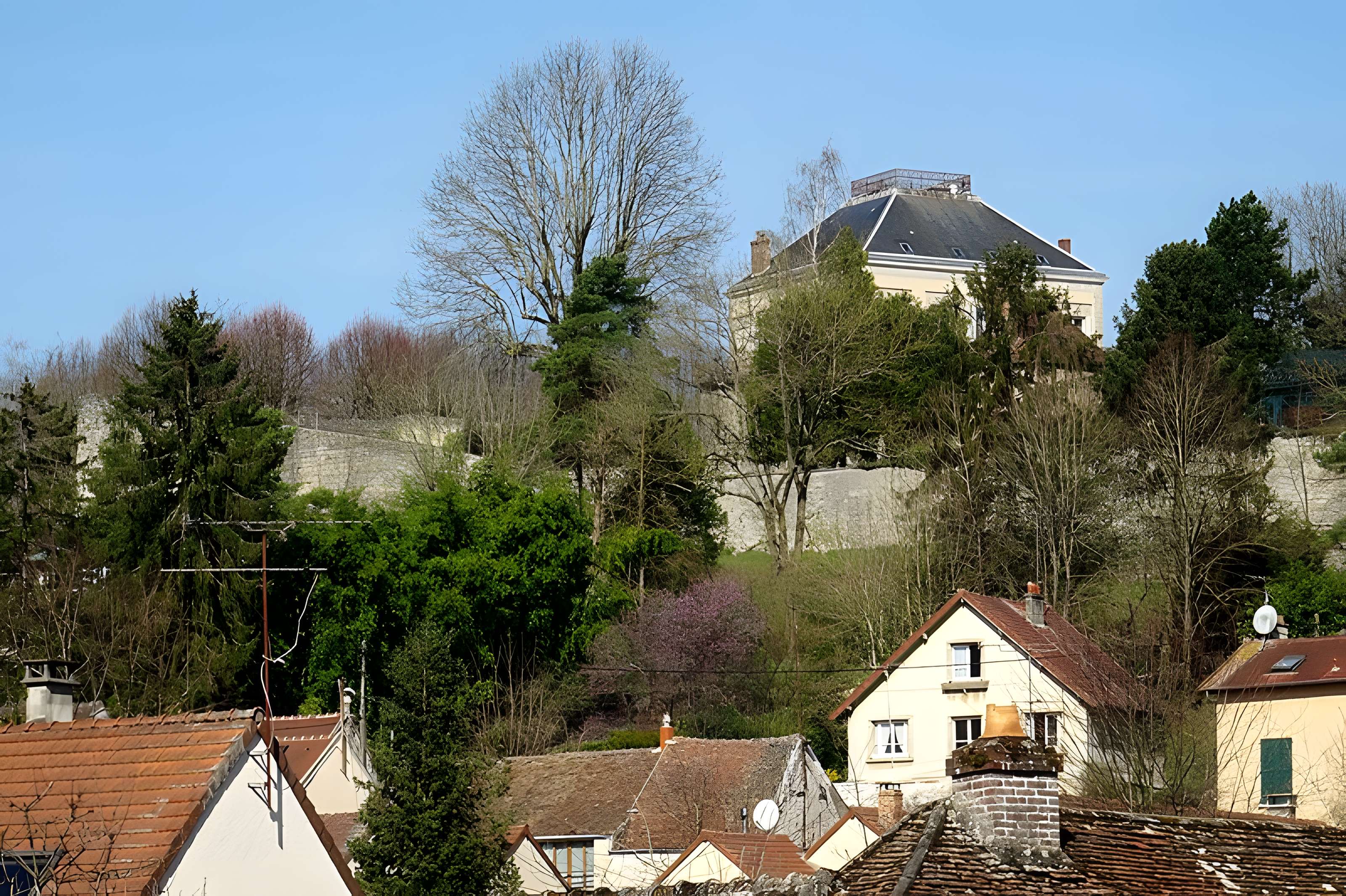 Prieuré Saint-Côme de Luzarches