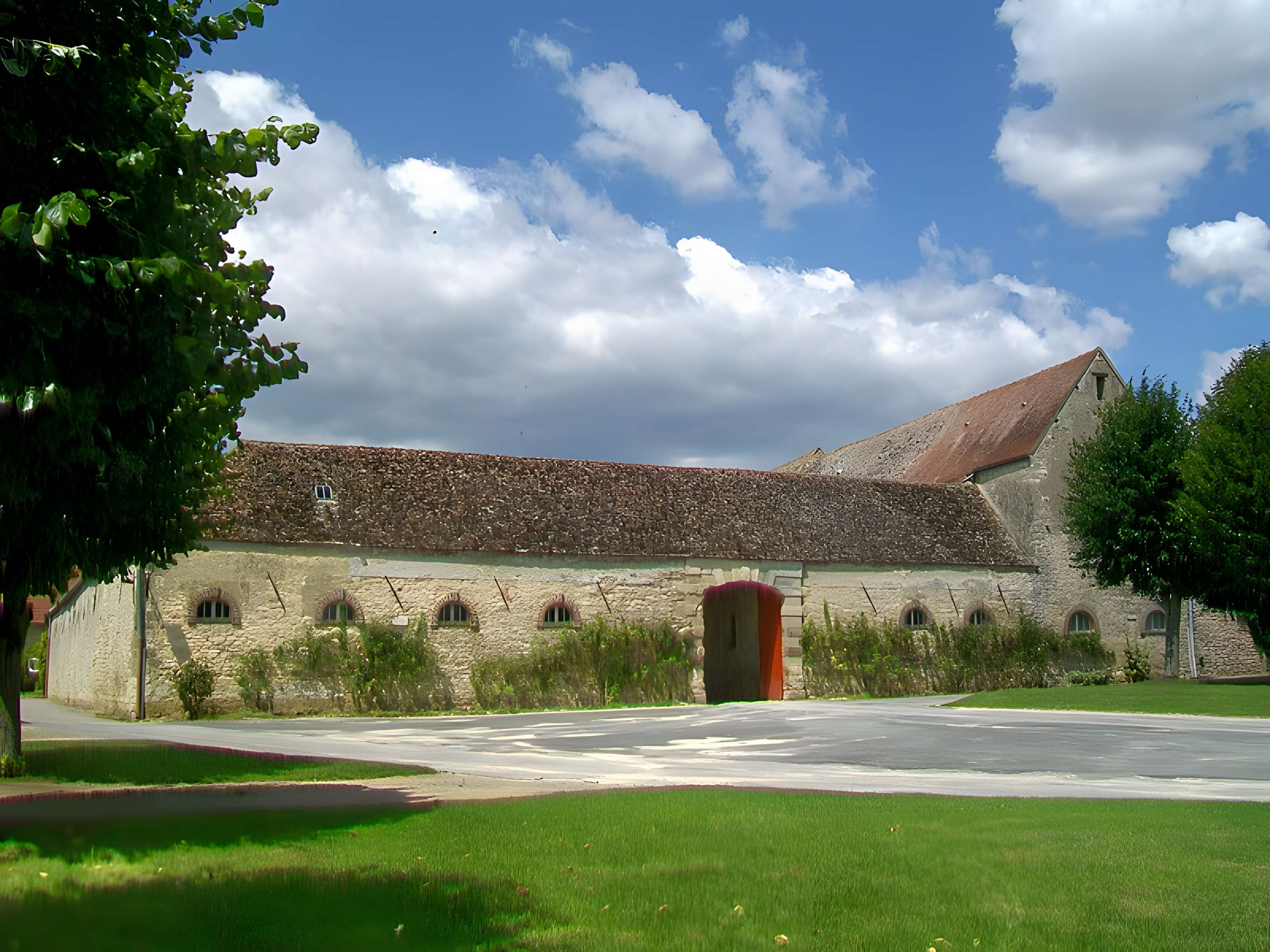 Prieuré Sainte-Geneviève de Borest