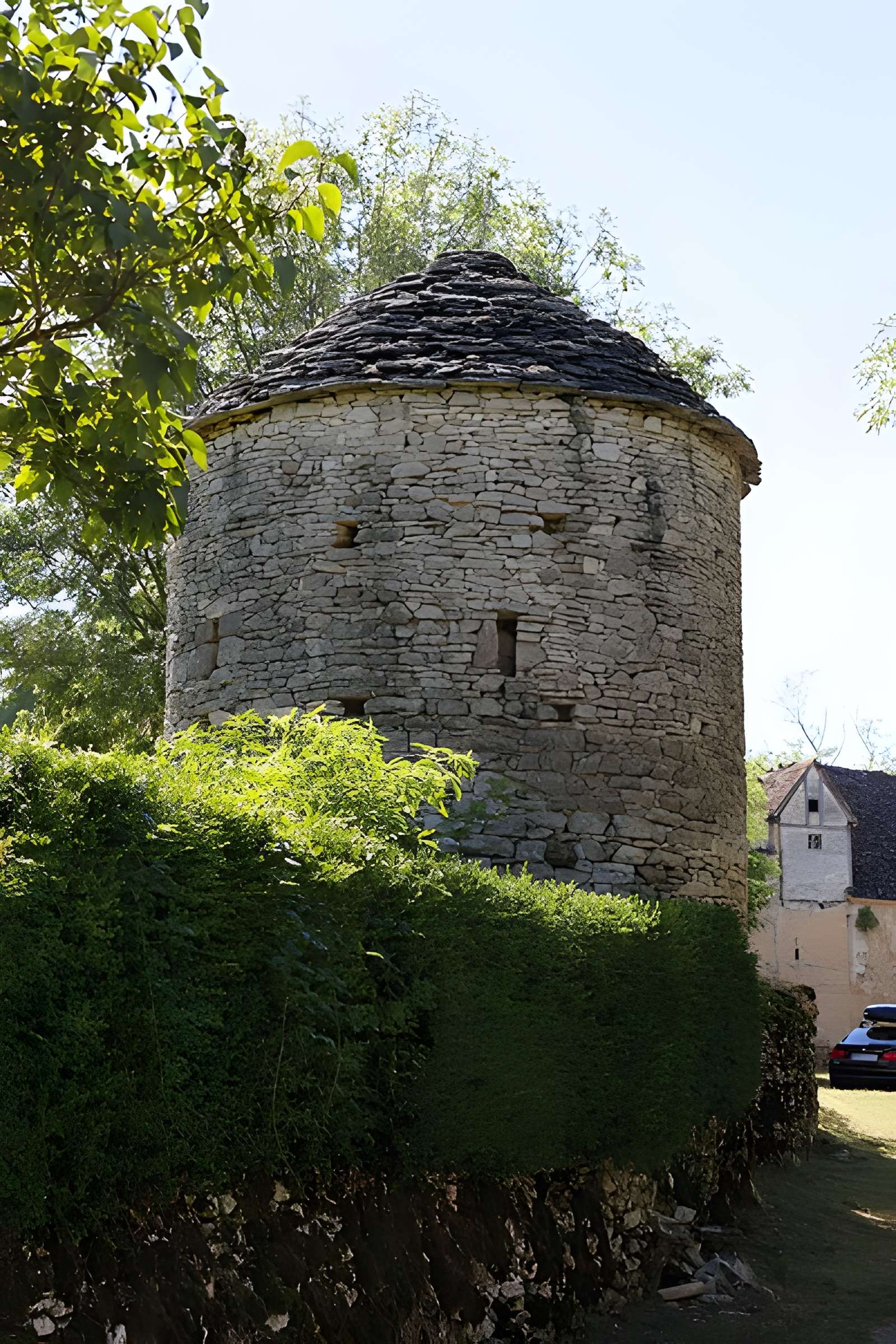 Prieuré Saint-Étienne des Alix